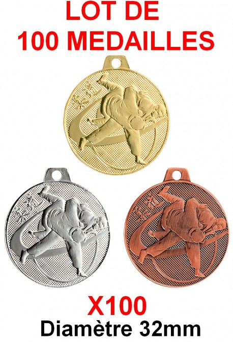 Lot de 100 Médailles  Judo  32mm  Q-090